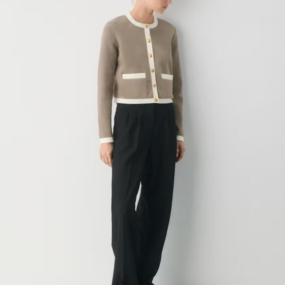 NWT Aritzia APPROACH Long Sleeve Cardigan Nomad Taupe M - Picture 2 of 6